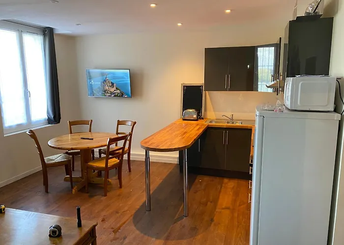 Chambres D'Hotes Autour De La Rose